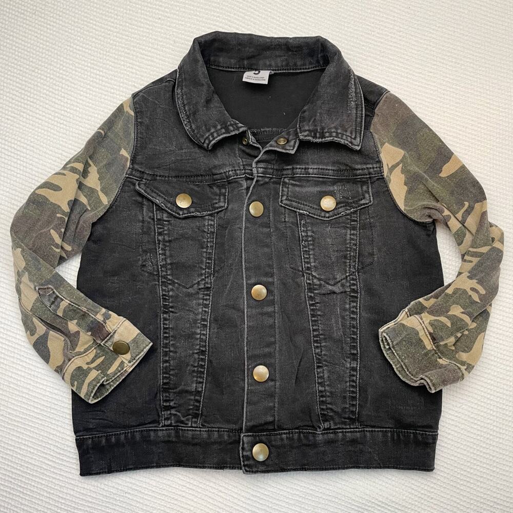 Stem Distressed Camo Jacket